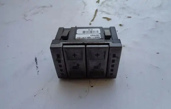 Ford Mondeo MK IV Seat heating switch 3M5T14529AA