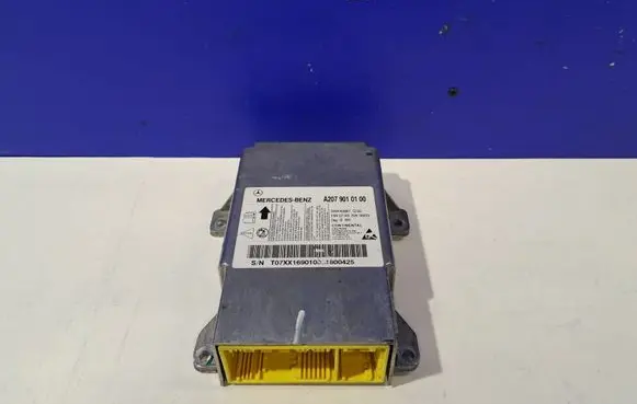 Mercedes-Benz E C207 W207 Airbag control unit/module A2079010100