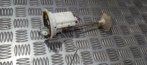 Subaru Legacy Fuel level sensor 0583