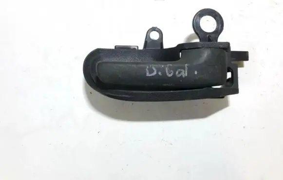Toyota Yaris Front door interior handle