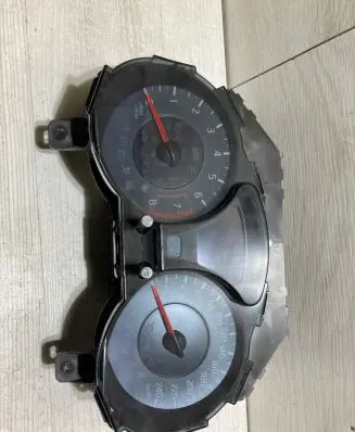 Nissan Juke I F15 Speedometer (instrument cluster)