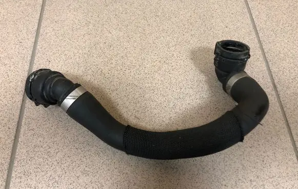 BMW X5 F15 Engine coolant pipe/hose 8517590 17128517590