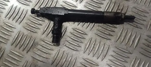Mazda 323 F Fuel injector 6960