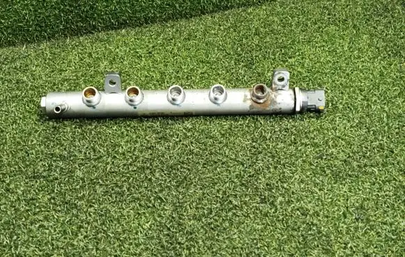 Opel Vivaro Fuel main line pipe 175214823R H8201323501 1533900351