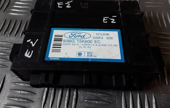 Ford Mondeo MK II Comfort/convenience module 93BG15K600EC 5WK4606 G1UHK