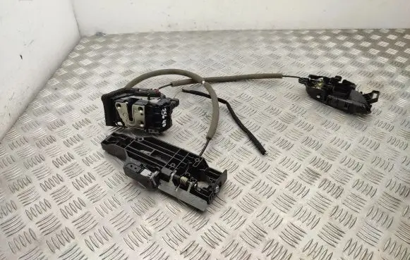 Renault Kadjar Rear door lock 806714EA1A 806071597R 806074307R