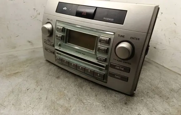 Toyota Corolla Verso AR10 Radio/CD/DVD/GPS head unit 861200f010 w58810