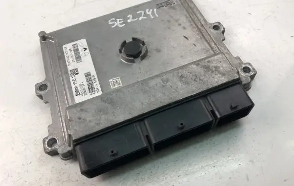 Dacia Sandero Engine control unit/module ECU 237107175R 237105499R