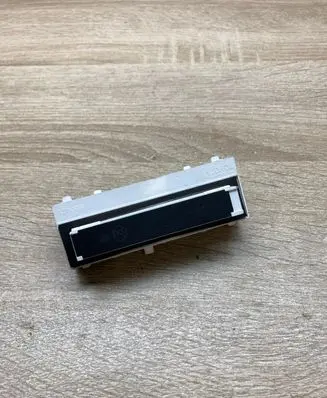 Toyota Corolla E210 E21 Clock 30200067 9395002520A