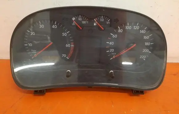 Volkswagen Golf IV Speedometer (instrument cluster) 1J0919860