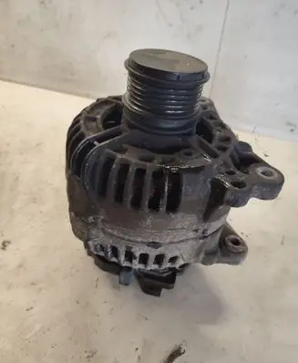 Volkswagen Golf IV Generator/alternator 038903024F
