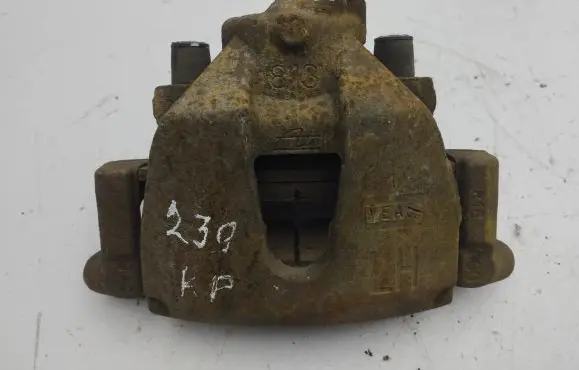 Ford C-MAX I Front brake caliper