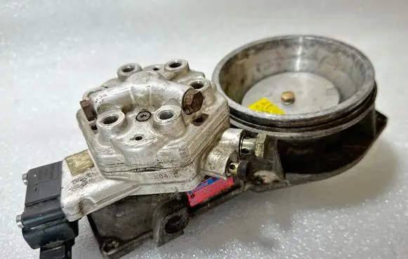 Audi 80 90 B3 Fuel injection system set 0438121085 054133356A 04381029