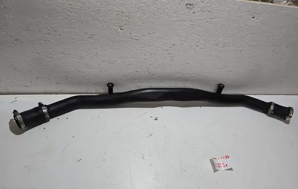 Intercooler hose/pipe