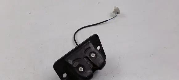 Mazda 626 Tailgate/trunk/boot lock/catch/latch