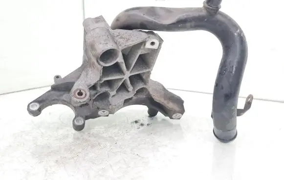 Audi Q5 SQ5 A/C compressor mount bracket 059145169AE