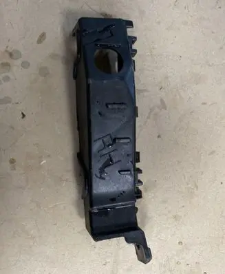 Hyundai Ioniq Front bumper mounting bracket 86514G2000