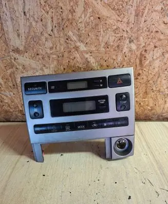 Toyota Corolla E120 E130 Climate control unit 8865013030