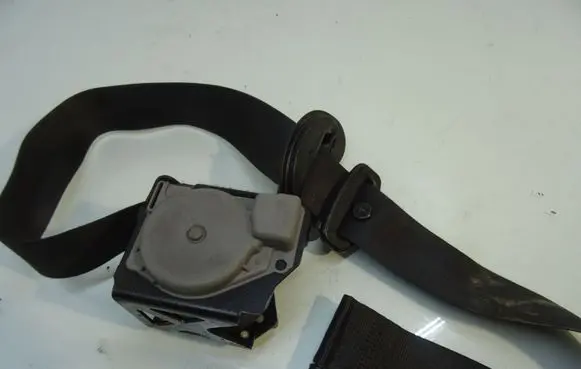 BMW X5 E70 Front seatbelt 82716104606 0713B1X1IK 305537999001