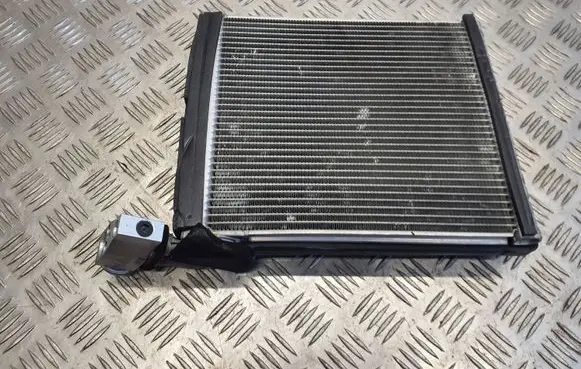 Air conditioning (A/C) radiator (interior)