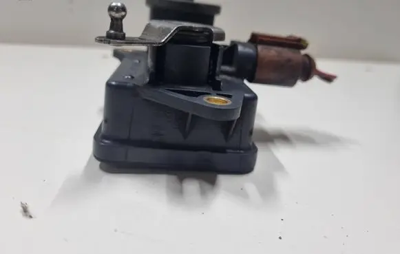 Opel Signum Intake manifold valve actuator/motor 70062100 30410502520 99915