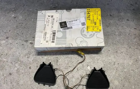 Mercedes-Benz S W223 Windscreen/window heater switch A2228277300