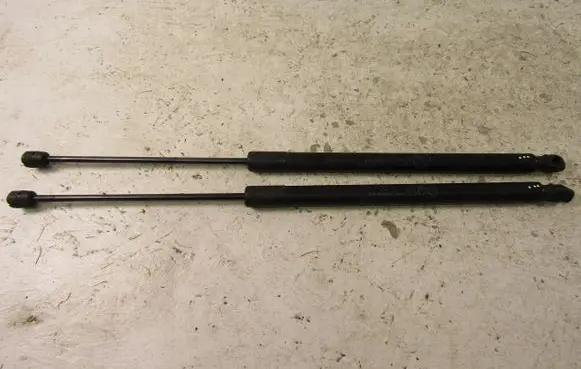 Ford Focus Tailgate/trunk strut/damper JX7B-A406A10-AC