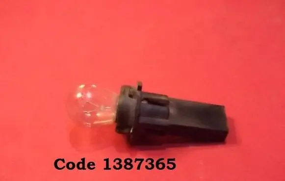 BMW 3 E36 Tail light bulb cover holder 1387365