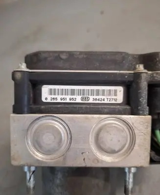 Citroen Berlingo ABS Pump 0265951952 30424T2712