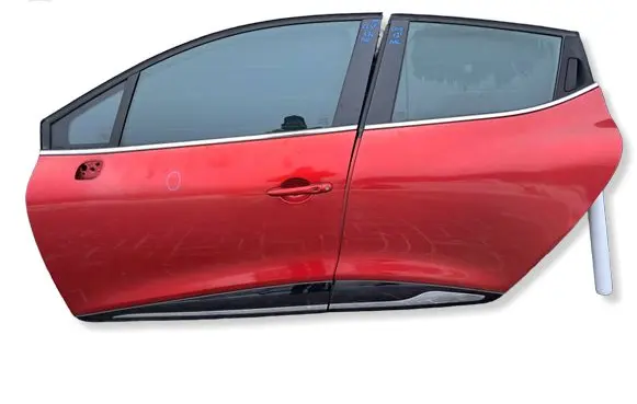 Renault Clio IV Front door 