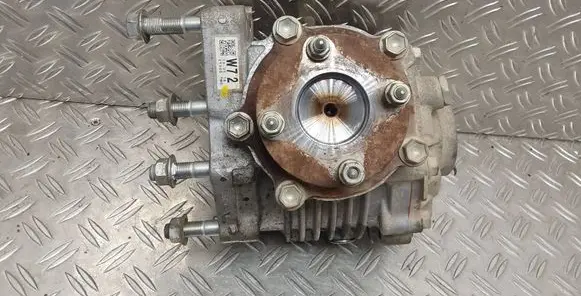 Toyota RAV 4 (XA40) Gearbox transfer box case 