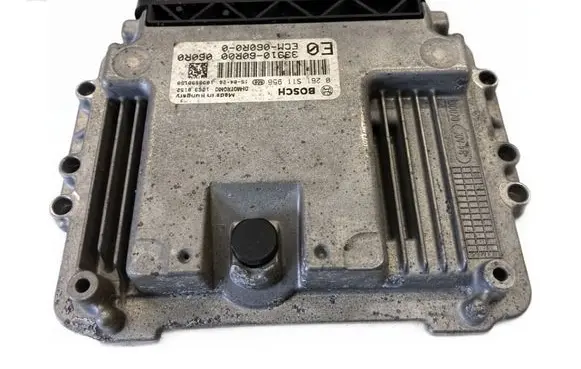 Suzuki SX4 S-Cross Engine control unit/module ECU 3391060R00