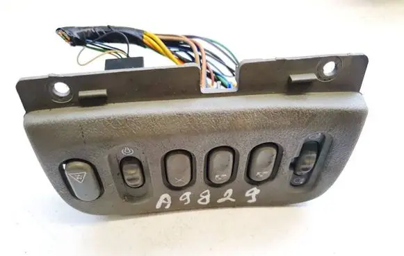 Renault Scenic I Headlight level height control switch 7700432429
