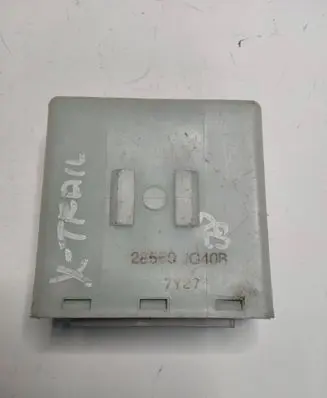 Nissan X-Trail T31 Door central lock control unit/module 28550JG40B 7Y27