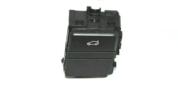 BMW 5 E60 E61 Tailgate opening switch 9137905