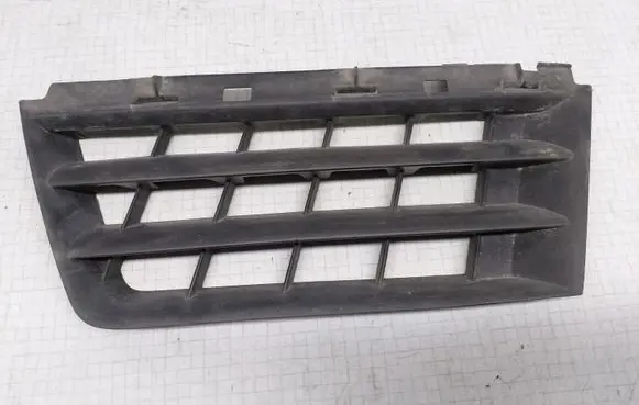 Renault Scenic II - Grand scenic II Front bumper upper radiator grill 8200140329