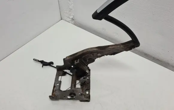 Ford Kuga II Handbrake/parking brake lever assembly
