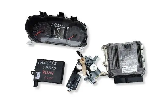 Mitsubishi Lancer VIII Engine control unit/module 1860A585
