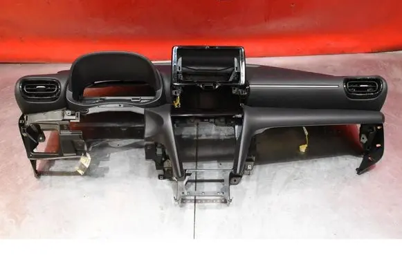 Toyota Yaris Dashboard 