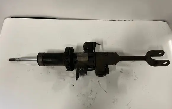 BMW 7 F01 F02 F03 F04 Front shock absorber/damper 6796926