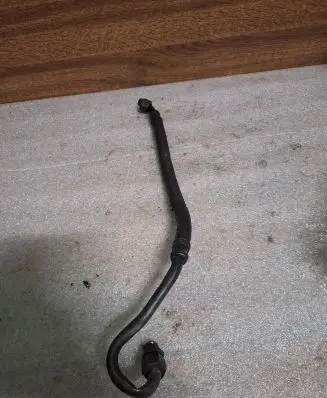 Audi 80 90 S2 B4 Breather/breather pipe/hose 