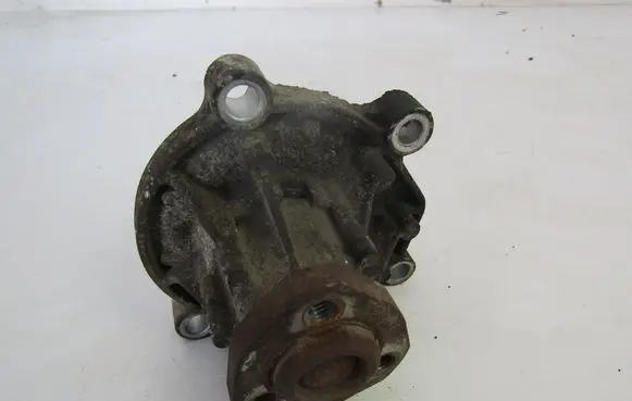 Skoda Octavia Mk1 (1U) Water pump 