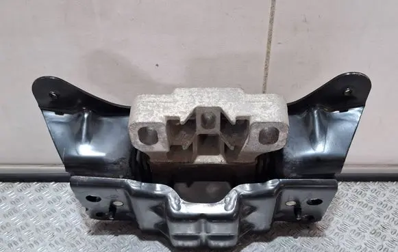 Seat Leon (5F) Gearbox mounting bracket 5Q0199555R X44AV1530Q15 11052014
