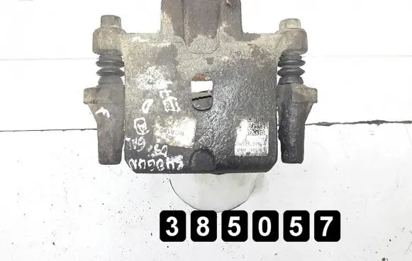 Mitsubishi Pajero Rear brake caliper