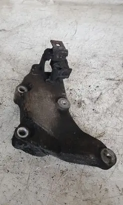 Mercedes-Benz E W212 Engine mounting bracket 6510940039