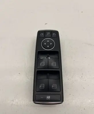 Mercedes-Benz B W246 W242 Electric window control switch A1669054400