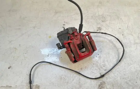 BMW X3 F25 Rear brake caliper