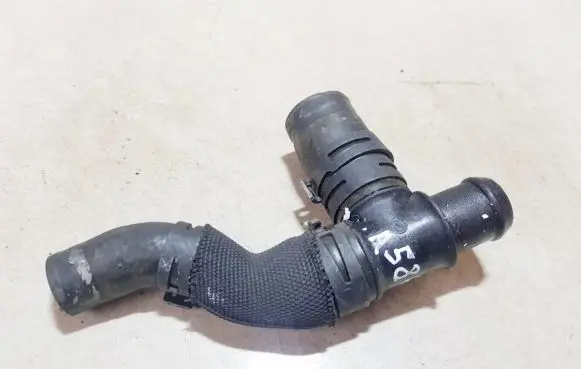 Mercedes-Benz C W203 Engine coolant pipe/hose