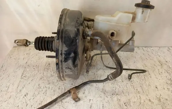 Toyota Hilux (AN10, AN20, AN30) Brake booster 13101019010