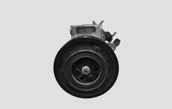 Volvo V40 Cross country Air conditioning (A/C) compressor (pump) 31469966 8715P
